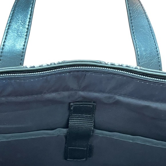 Buxton Laptop Bag Black and White Faux Reptile 18” x 13” - Picture 9 of 12